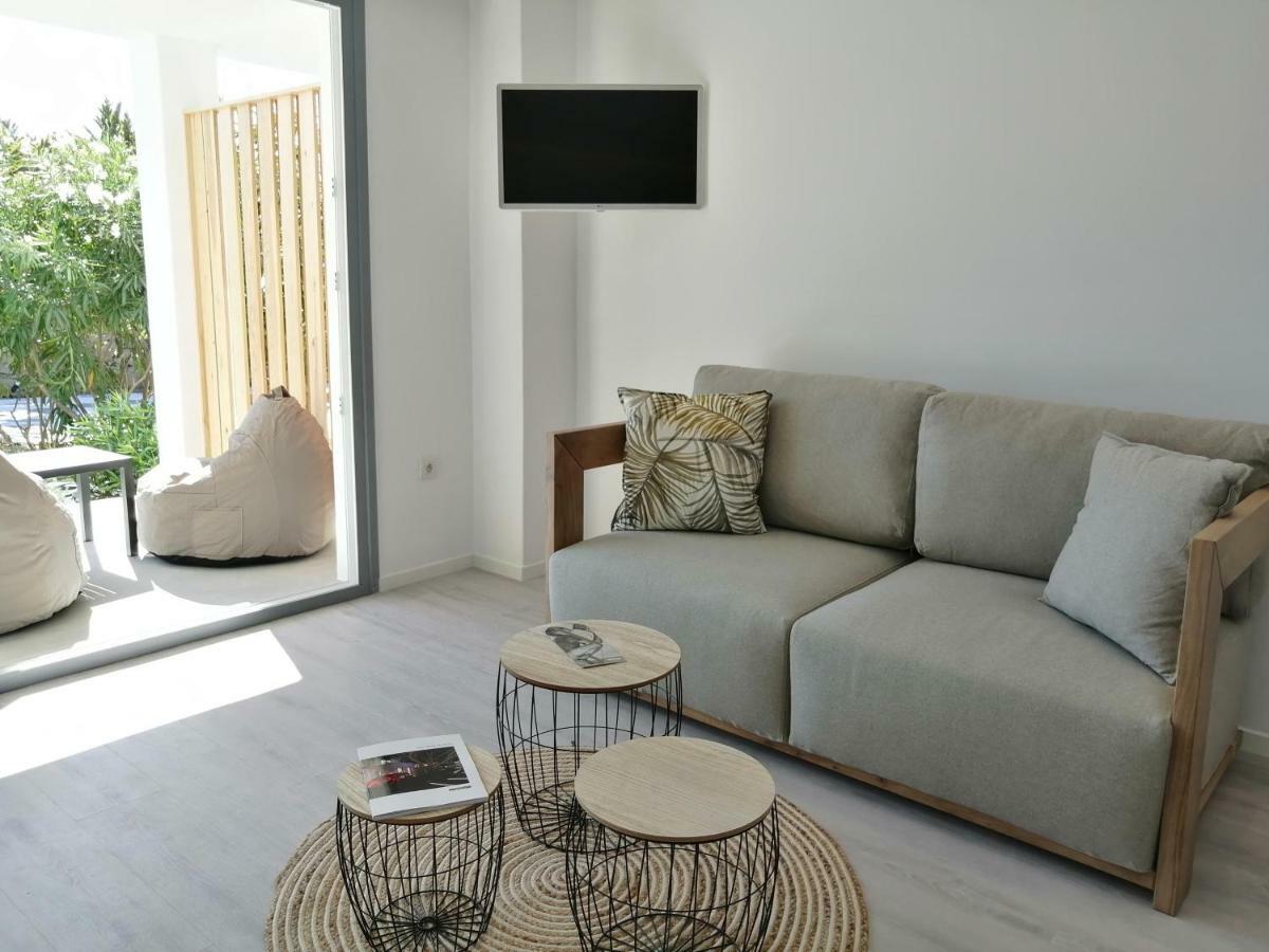 Geranium Residence Adults Only Mykonos Town Room photo